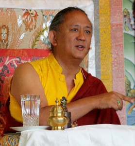 HE Dzigar Kongtrul Rinpoche teaching on the &#039;Mahayana Uttaratantra Shastra&#039;.