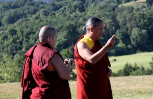 HE Dzigar Kongtrul Rinpoche and HE Jets&uuml;n Khandro Rinpoche during the ritual ceremony.