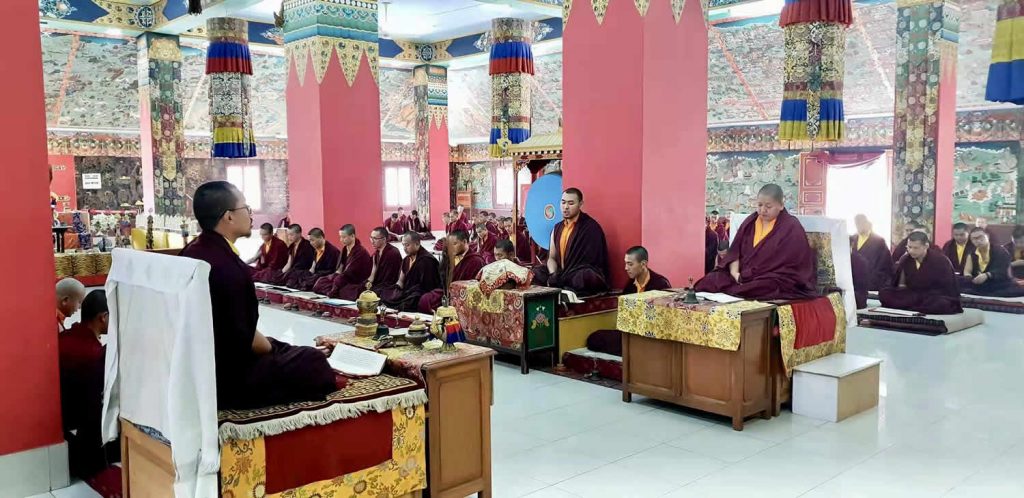 gyari-rinpoche-passing-2-20181029 Prayers at Mindrolling Monastery mark the passing of Gyari Rinpoche
