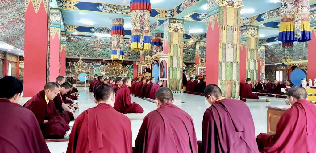 gyari-rinpoche-passing-5-20181029 Prayers at Mindrolling Monastery mark the passing of Gyari Rinpoche