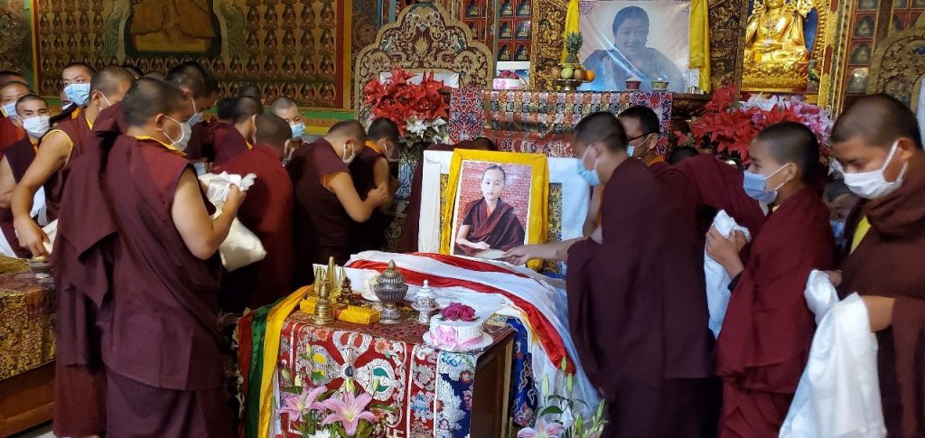 Dungse Rinpoche’s Birthday_set-1_2021-07-28-17-03-36 011