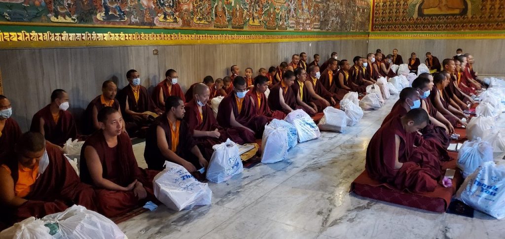 Dungse Rinpoche’s Birthday_set-1_2021-07-28-17-03-50 016