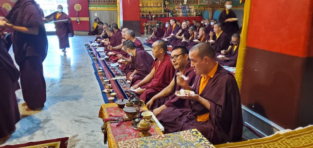 Dungse Rinpoche’s Birthday_set-2_2021-07-28-17-05-35 008