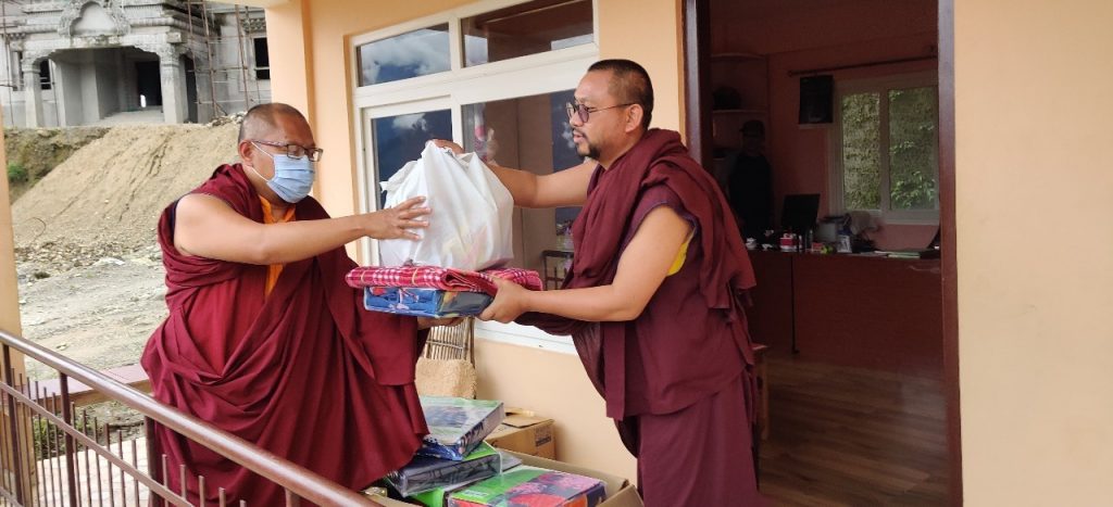 Dungse Rinpoche’s Birthday_set-3_2021-07-28-17-52-43 005