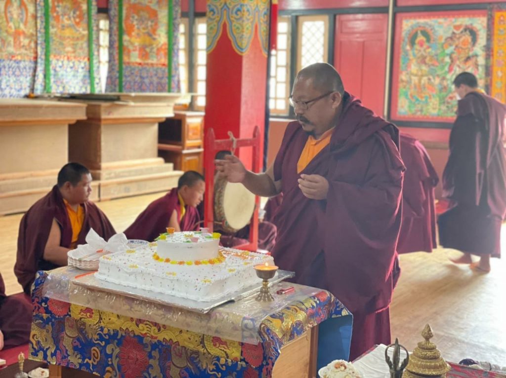 Dungse Rinpoche’s Birthday_set-3_2021-07-28-17-53-00 011