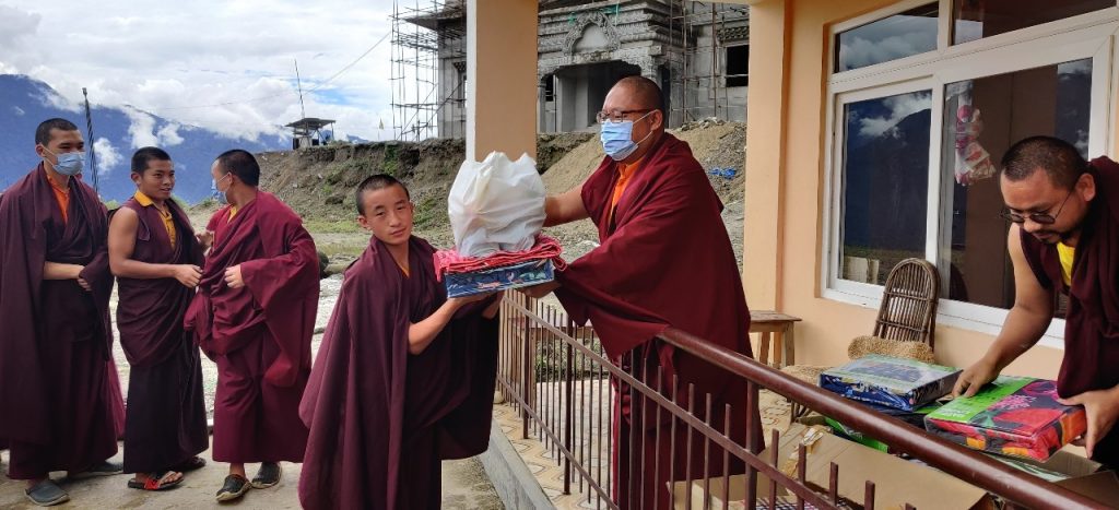 Dungse Rinpoche’s Birthday_set-4_2021-07-28-17-54-48 004