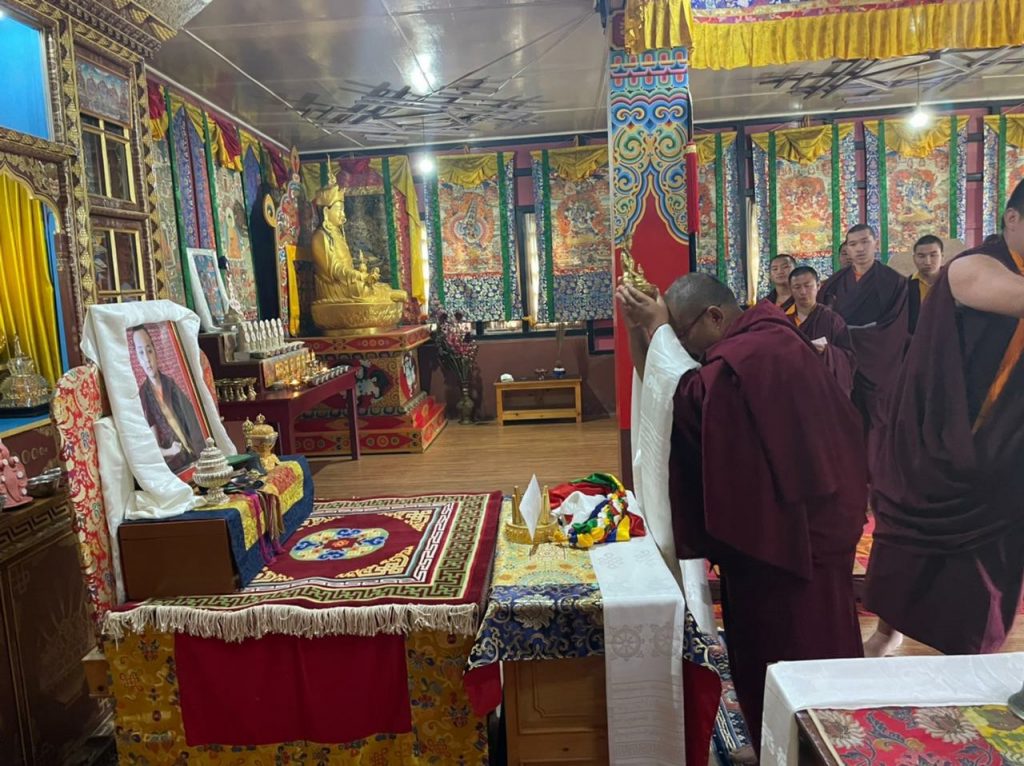 Dungse Rinpoche’s Birthday_set-4_2021-07-28-17-55-00 008