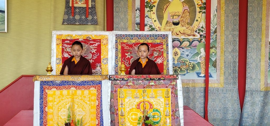 Dungse Rinpoche’s Birthday_set-6_2021-07-29-12-35-10 003