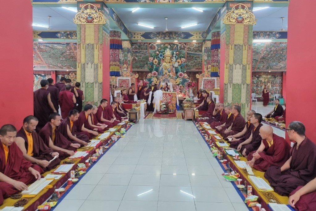 E-1658999510234-Medium