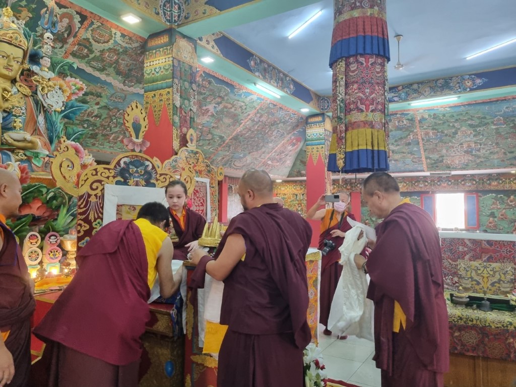 J-1659082207099-Medium