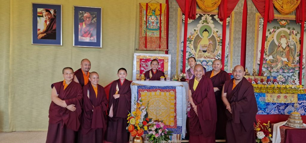 05-DR-Birthday-LG-14-1