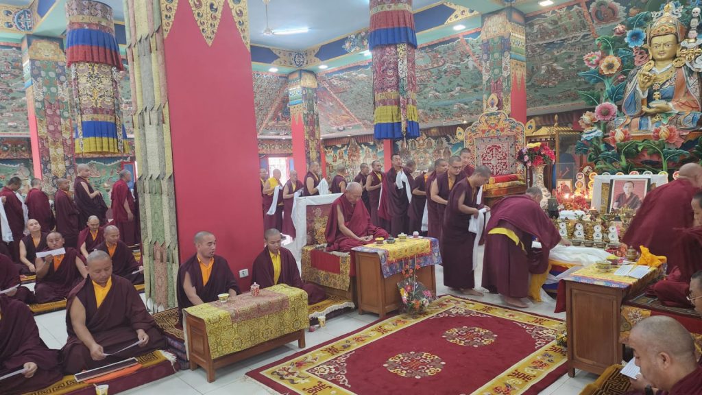 20-DR-Birthday-Mindrolling-11-1